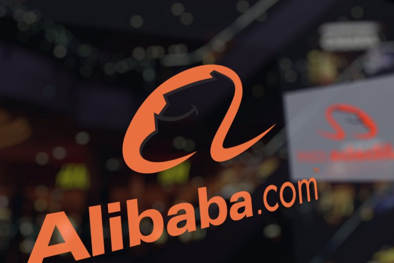 Opaski "Tele-Anioł" kupione na Alibabie? Comarch odpowiada na zarzuty.