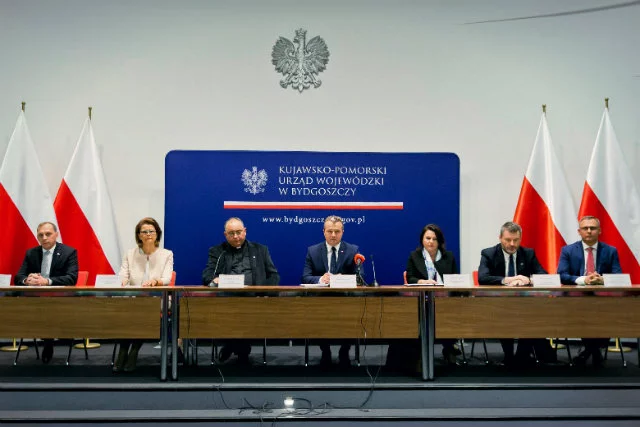 Nitro-Chem znalazł się wśród firm pomagających ofiarom burz. Podczas konferencji w Kujawsko-Pomorskim Urzędzie Wojewódzkim Krzysztof Kozłowski zadeklarował co najmniej 50 tys. zł pomocy