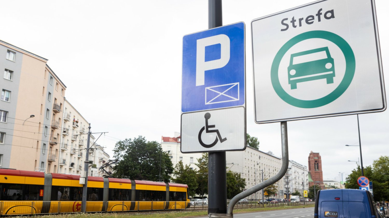 Rząd zadecydował. Będą obowiązkowe strefy czystego transportu