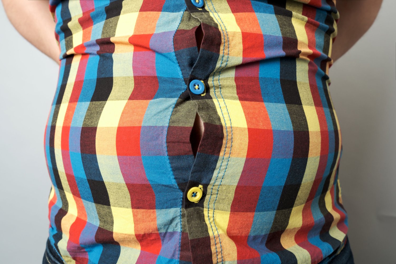 Mężczyzna z "piwnym brzuszkiem"