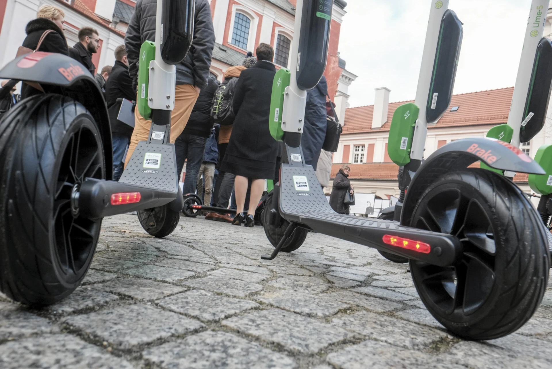 Hulajnogi Lime jeżdżą w kilku miastach w Polsce