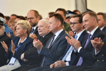 Wydatki na instytucje władzy i kancelarie rosną. W 2023 roku to 16 mld zł