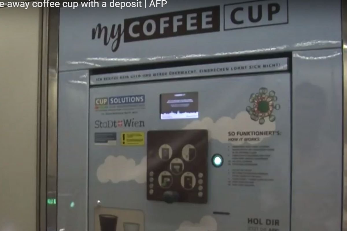 W Wiedniu trwa pilotaż programu MyCoffeeCup. Z kawiarni w centrum austriackiej stolicy jednorazowe kubki zastąpiono wielorazowymi.