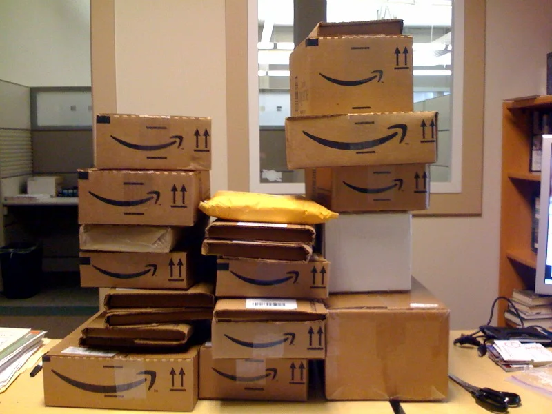 Amazon jest jednym z największych i najpopularniejszych na świecie sklepów internetowych.