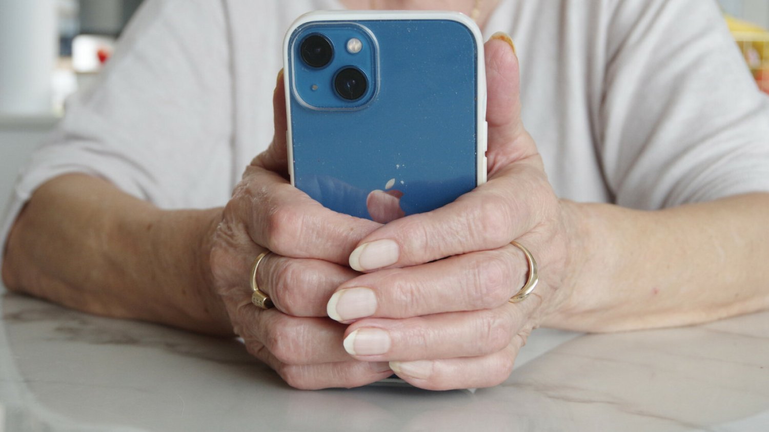 Oszuści mają nowe sposoby na wyłudzanie danych przez telefon