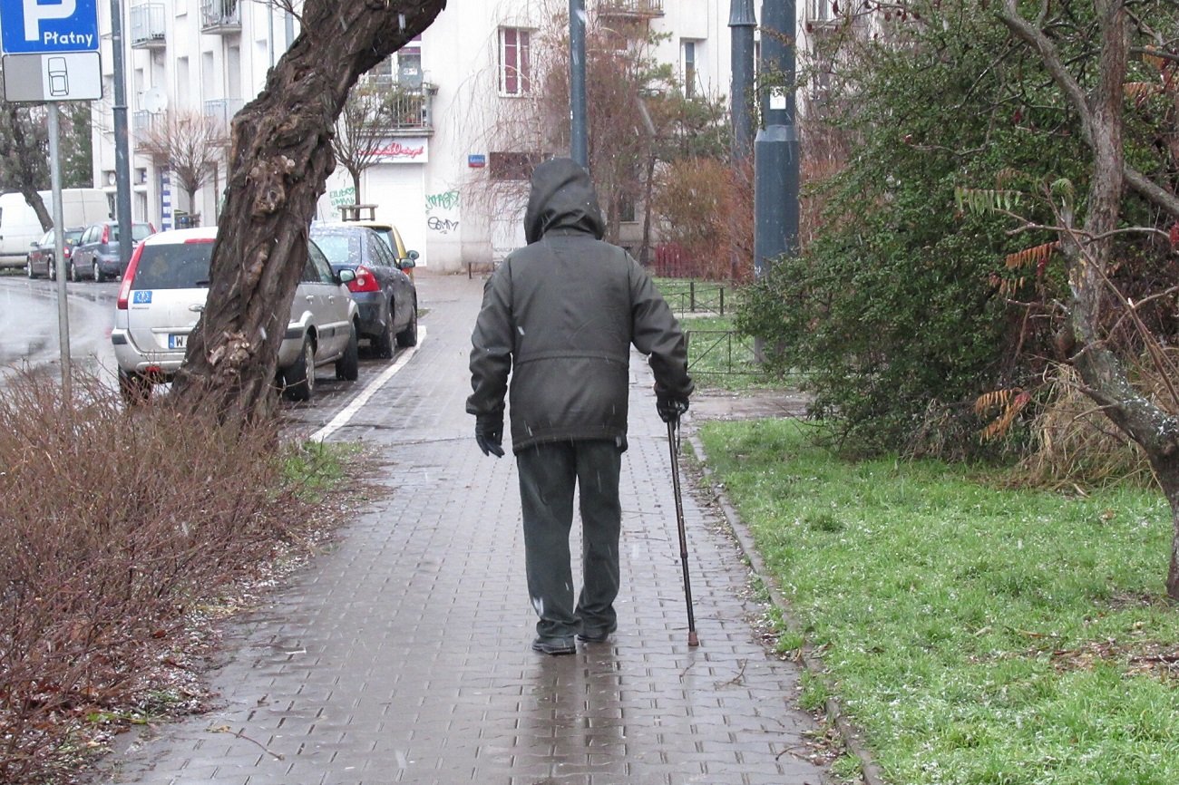 W przypadku najwyższej kwoty emerytury łapiącej się pod ulgę - 2500 brutto, na zmianach można zarobić aż  181,25 zł.