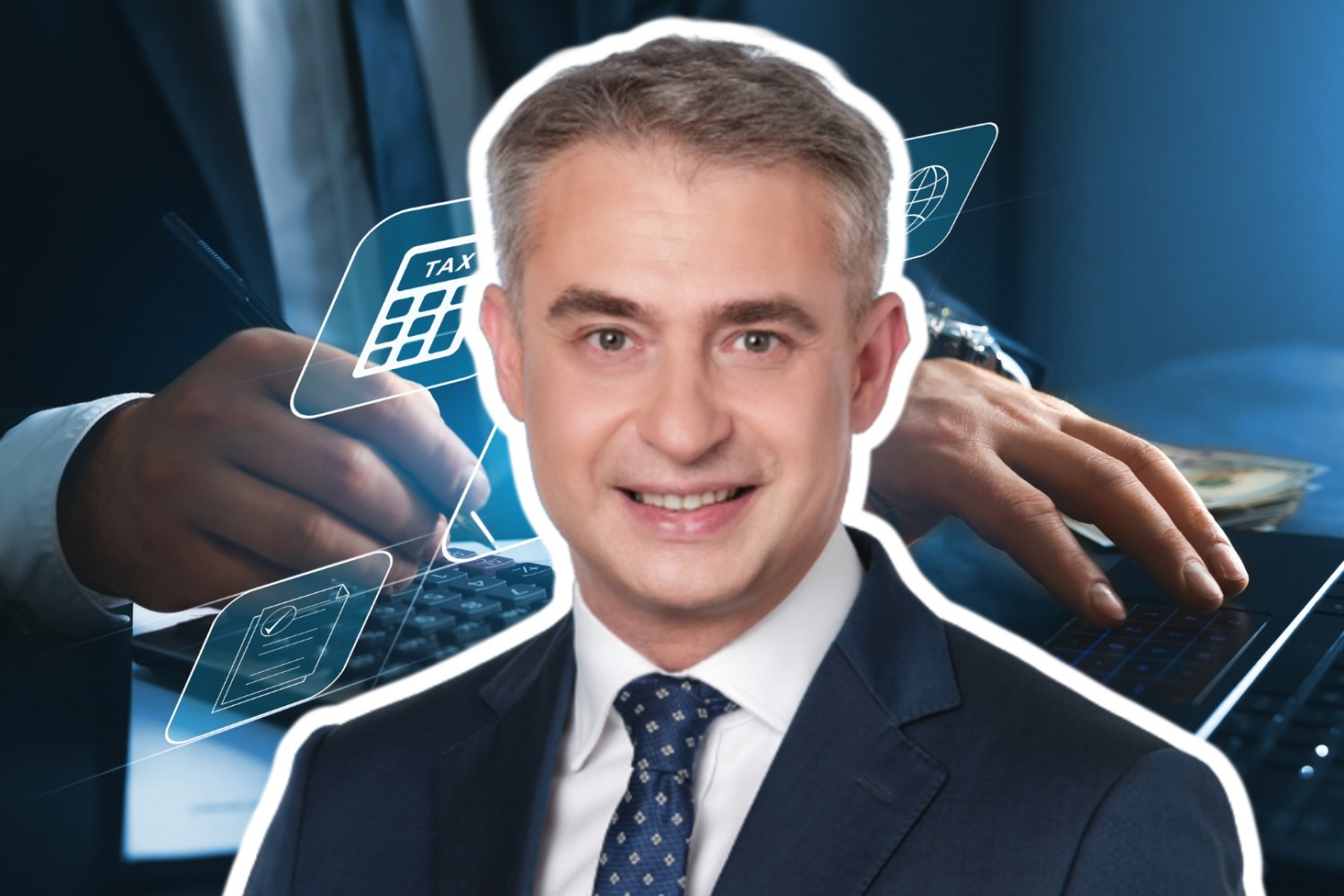 Krzysztof Gawkowski. W tle mezczyzna placacy podatki