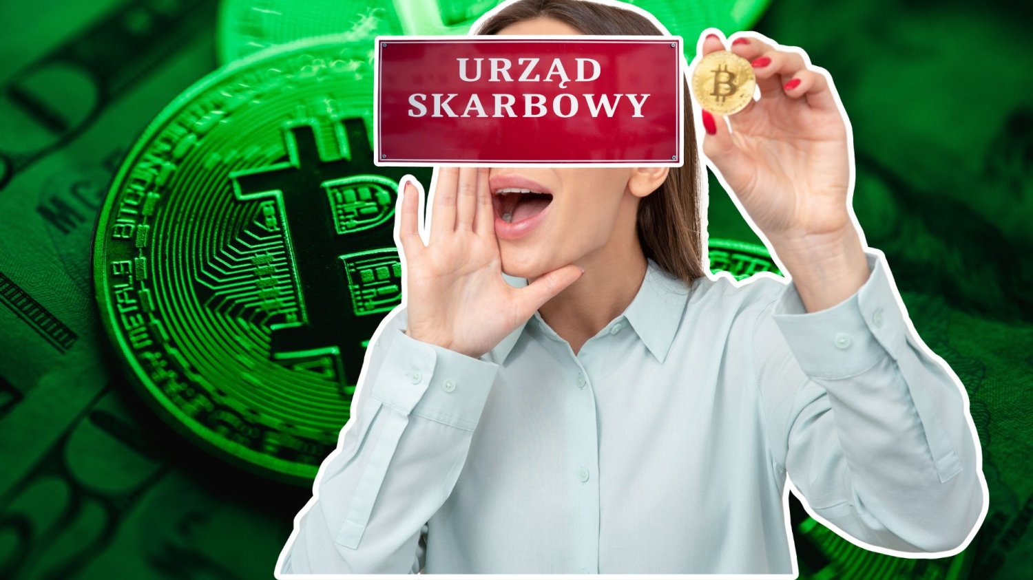Kobieta, tablica Urzędu Skarbowego i bitcoiny. Przyjęto dyrektywę o raportowaniu sprzedaży kryptowalut.