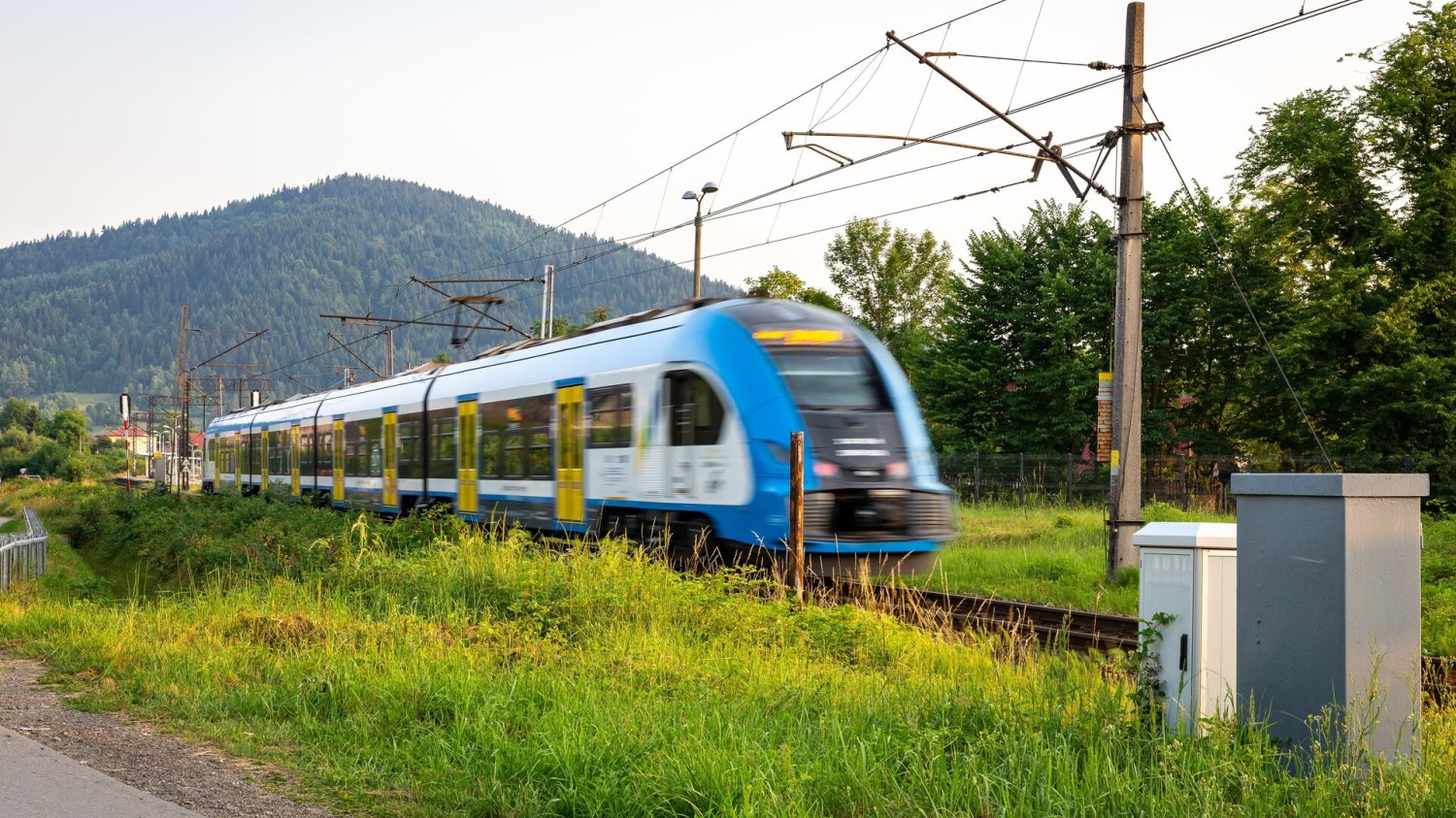 Jedzie pociąg. Pesa dokonała ważnej inwestycji.