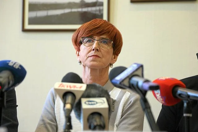 Minister rodziny, pracy i polityki społecznej Elżbieta Rafalska - odpowiedzialna za wart 2 mld zł program 500+