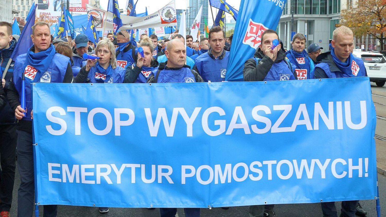 Przeciwko wygaszaniu emerytur pomostowych protestowały związki zawodowe wielu branż.