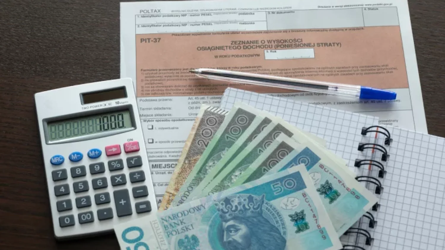 Jak najszybciej dostać zwrot nadpłaty podatku przy rozliczeniu PIT?