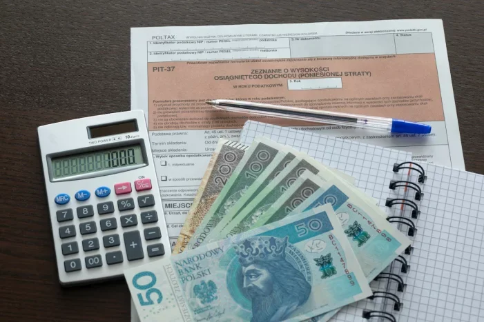Jak najszybciej dostać zwrot nadpłaty podatku przy rozliczeniu PIT?