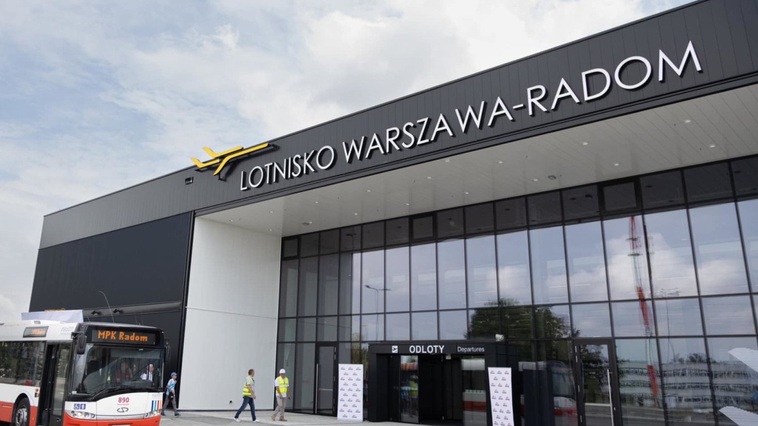 Rekord na lotnisku w Radomiu. Okęcia z tego nie będzie, ale jest już lepiej Lotnisko Warszawa Radom.