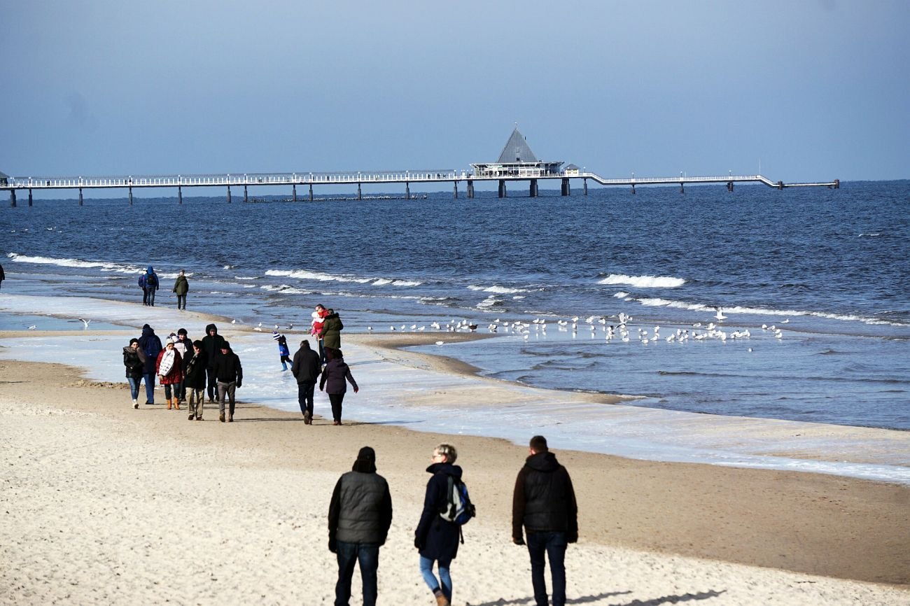 Plaża w Ahlbeck, gdzie trzeba płacić za oddychanie.