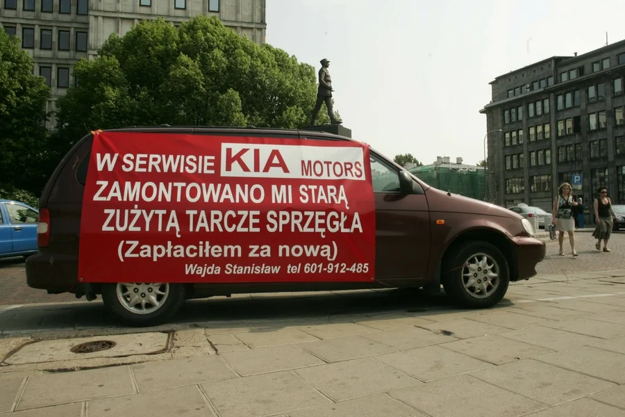 Doniesienie można złożyć na rozmaite sposoby, jak dowodzi praktyka.