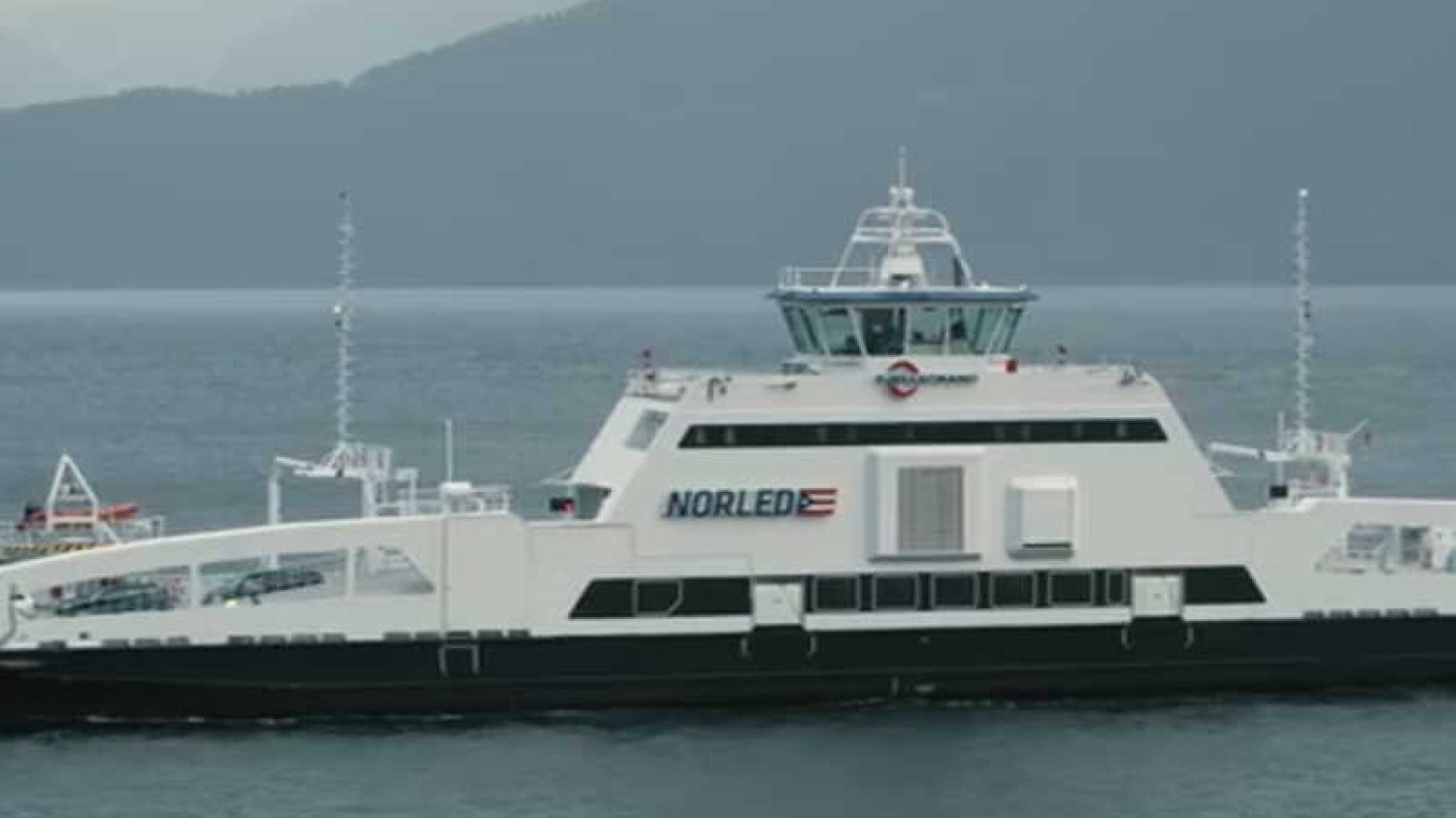 Pierwsza na świecie jednostka elektyczna tego typu, już pływa pod norweską banderą.