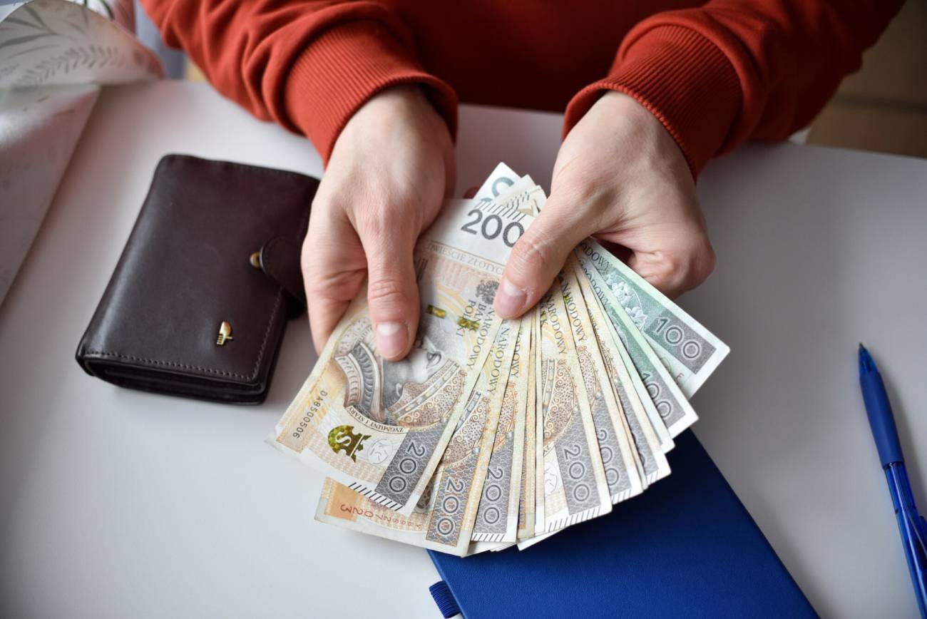 Wzrost wynagrodzenia średniego i minimalnego.