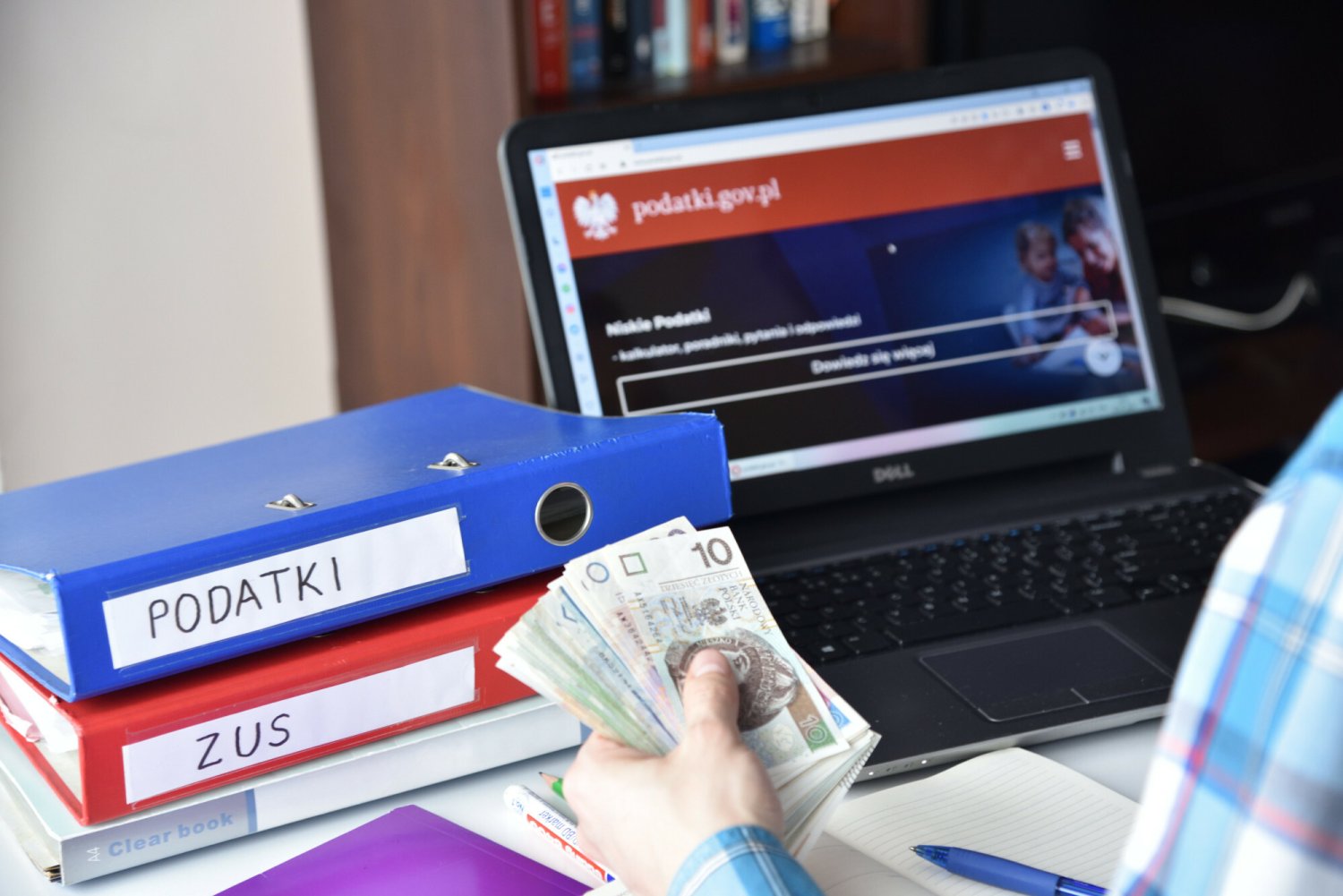 Oni nie muszą rejestrować działalności gospodarczej.