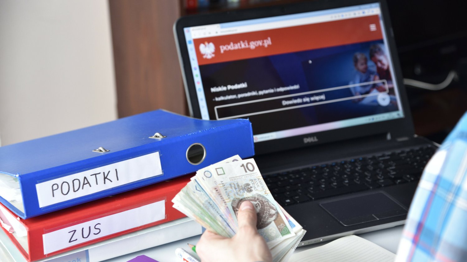 Oni nie muszą rejestrować działalności gospodarczej.