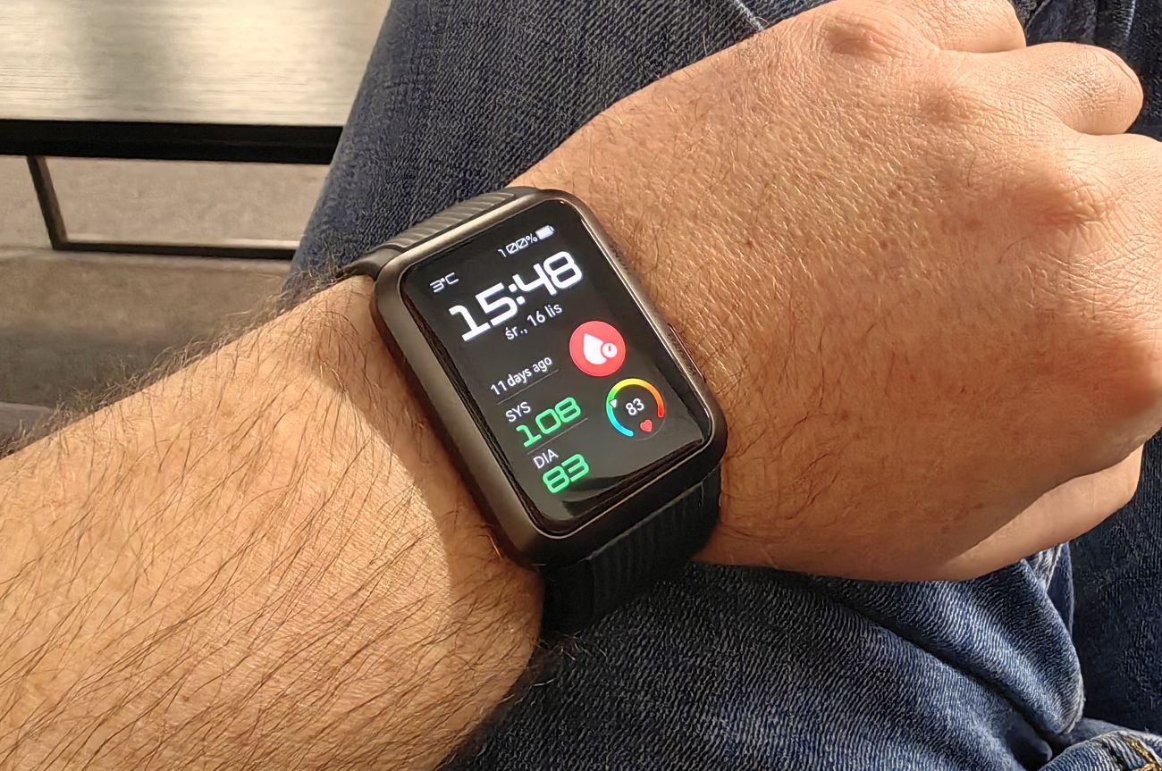 Huawei Watch D - zmierzy ci ciśnienie i zrobi EKG
