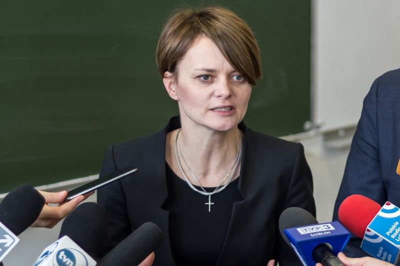 Była minister rozwoju szastała pieniędzmi w ostatnich dniach urzędowania.