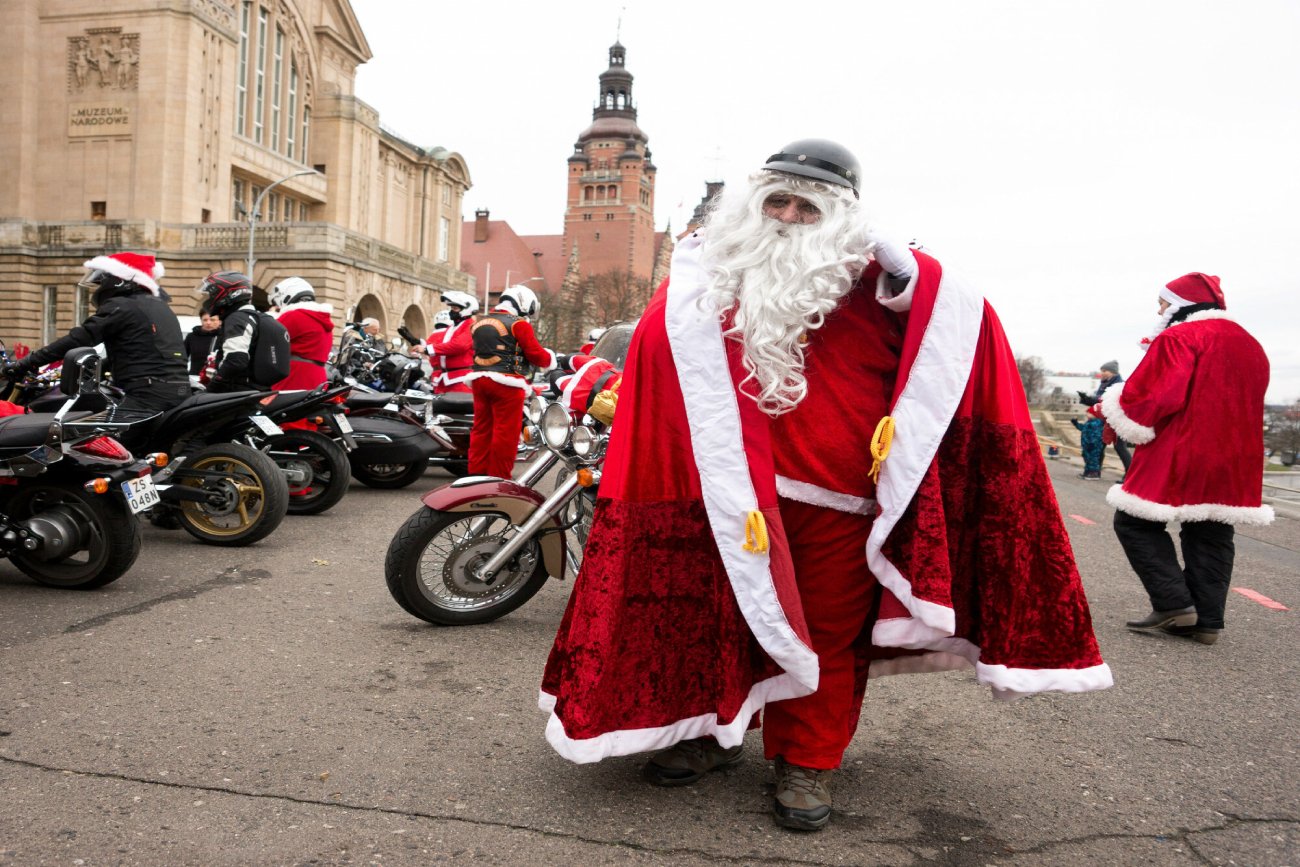 Spośród zawodów świątecznych najlepiej opłacany jest Mikołaj