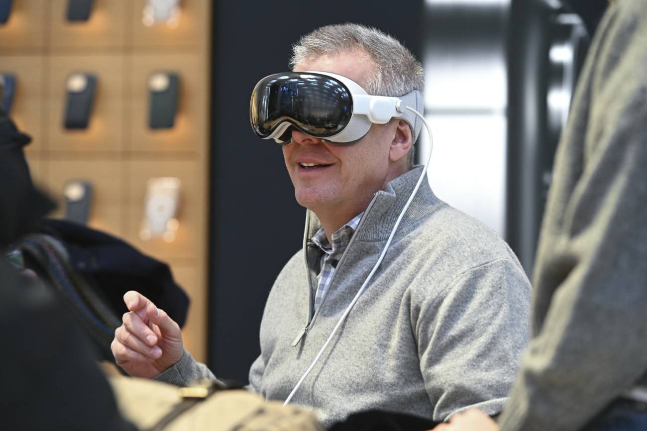 Nagrania z goglami Apple podbijają sieć.