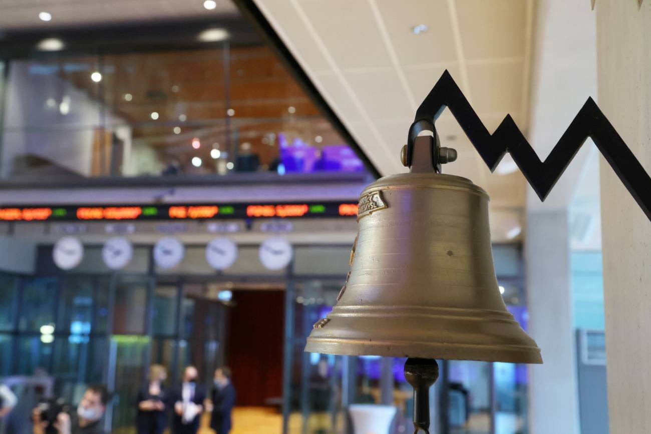 GPW - dzwon na parkiecie warszawskiej giełdy