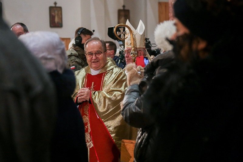 Pieniądze za emitowanie reklam promujących akcje #Szczepimysie otrzymała m.in. Fundacja Lux Veritatis.