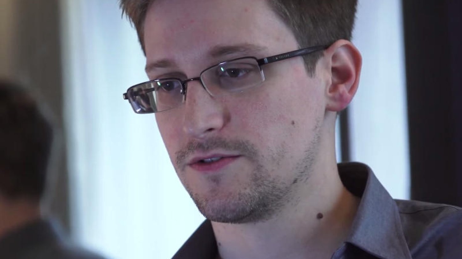 Edward Snowden przebywa obecnie w Rosji.