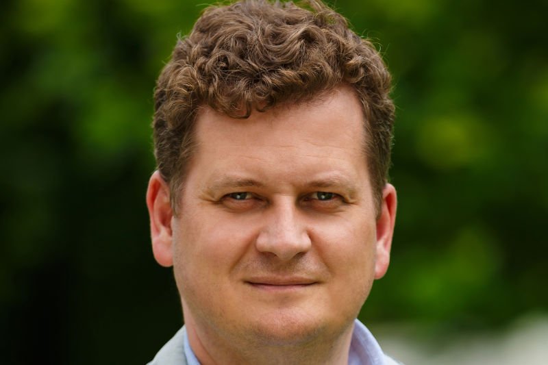 Grzegorz Filipek prowadził rozmowy z największymi europejskimi drużynami sportowymi – Oknoplast podpisał wtedy kontrakty sponsorskie z Interem Mediolan, Borussią Dortmund czy Olympique Lyon. Teraz pracuje na swoim - kupił sobie startup.