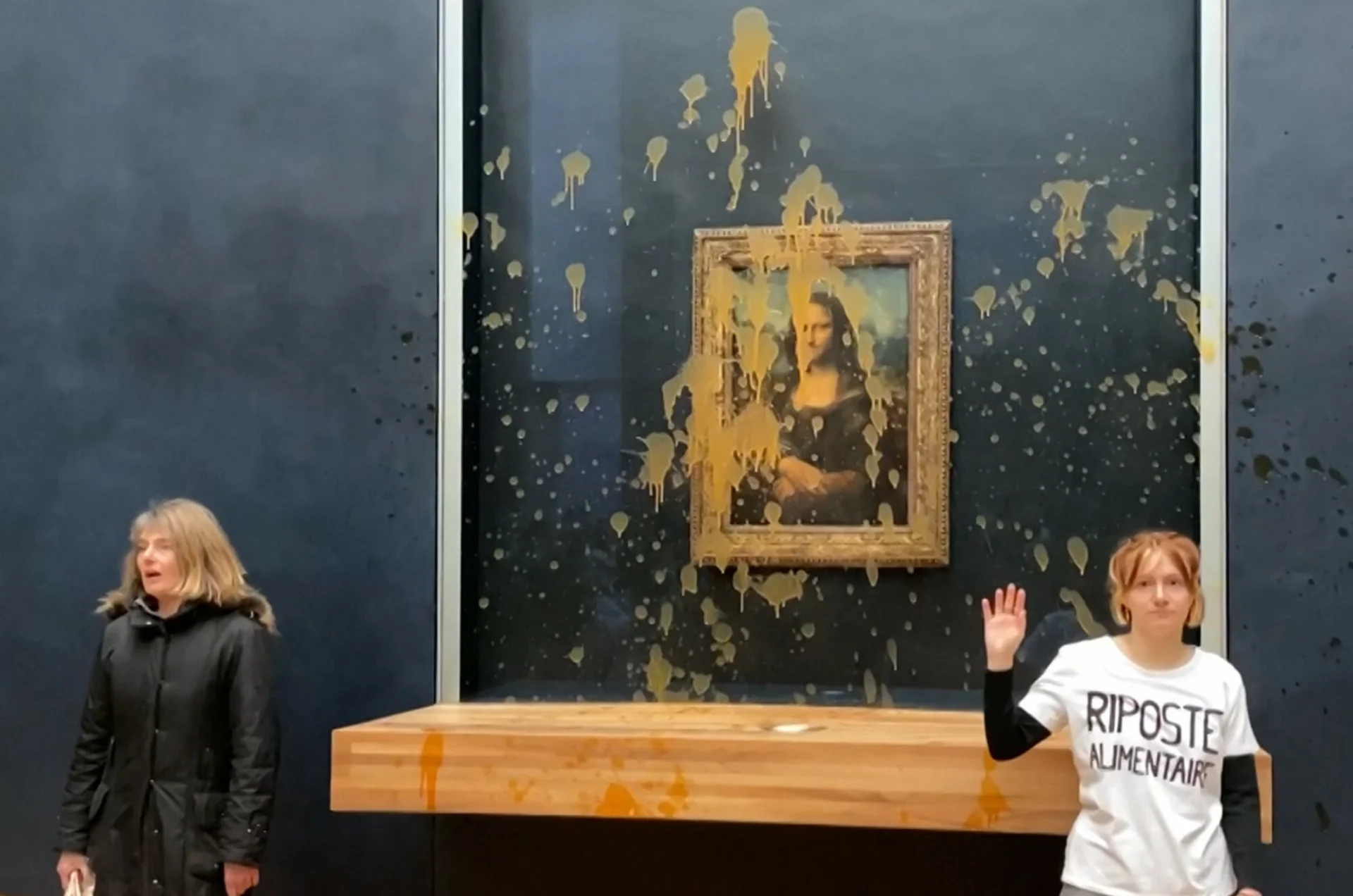 Aktywistki chciały zniszczyć obraz "Mona Lisa"