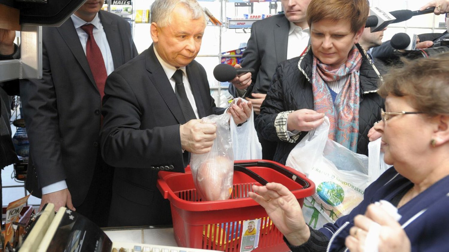 Ostatni raz Jarosław Kaczyński był widziany na zakupach przed wyborami w roku 2011