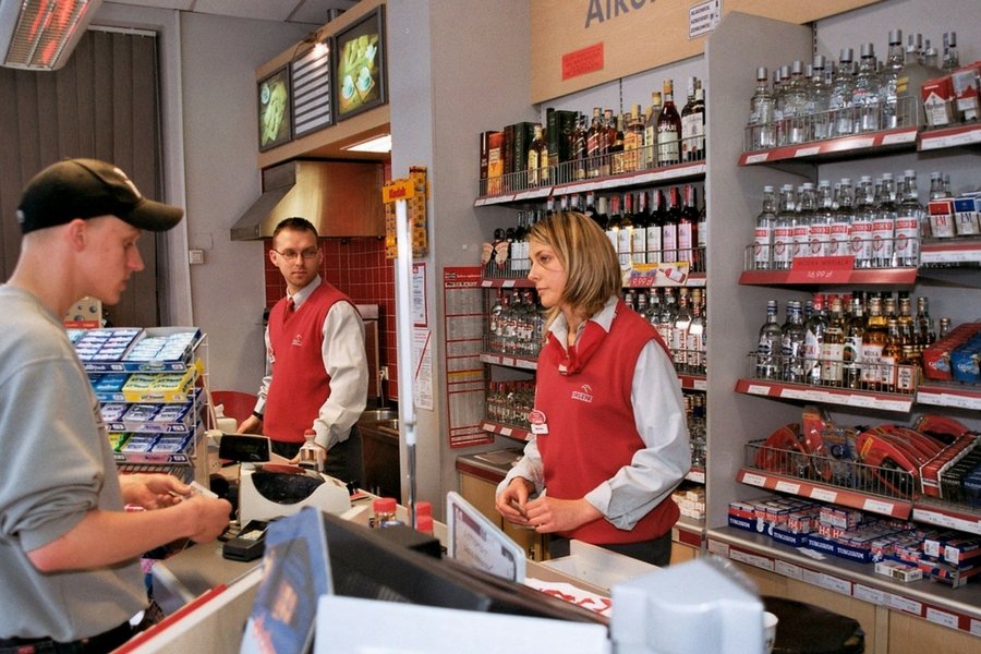 PKN Orlen już dziś jest największą polską firmą. Po przejęciu Grupy Lotos byłby rynkową megapotęgą.