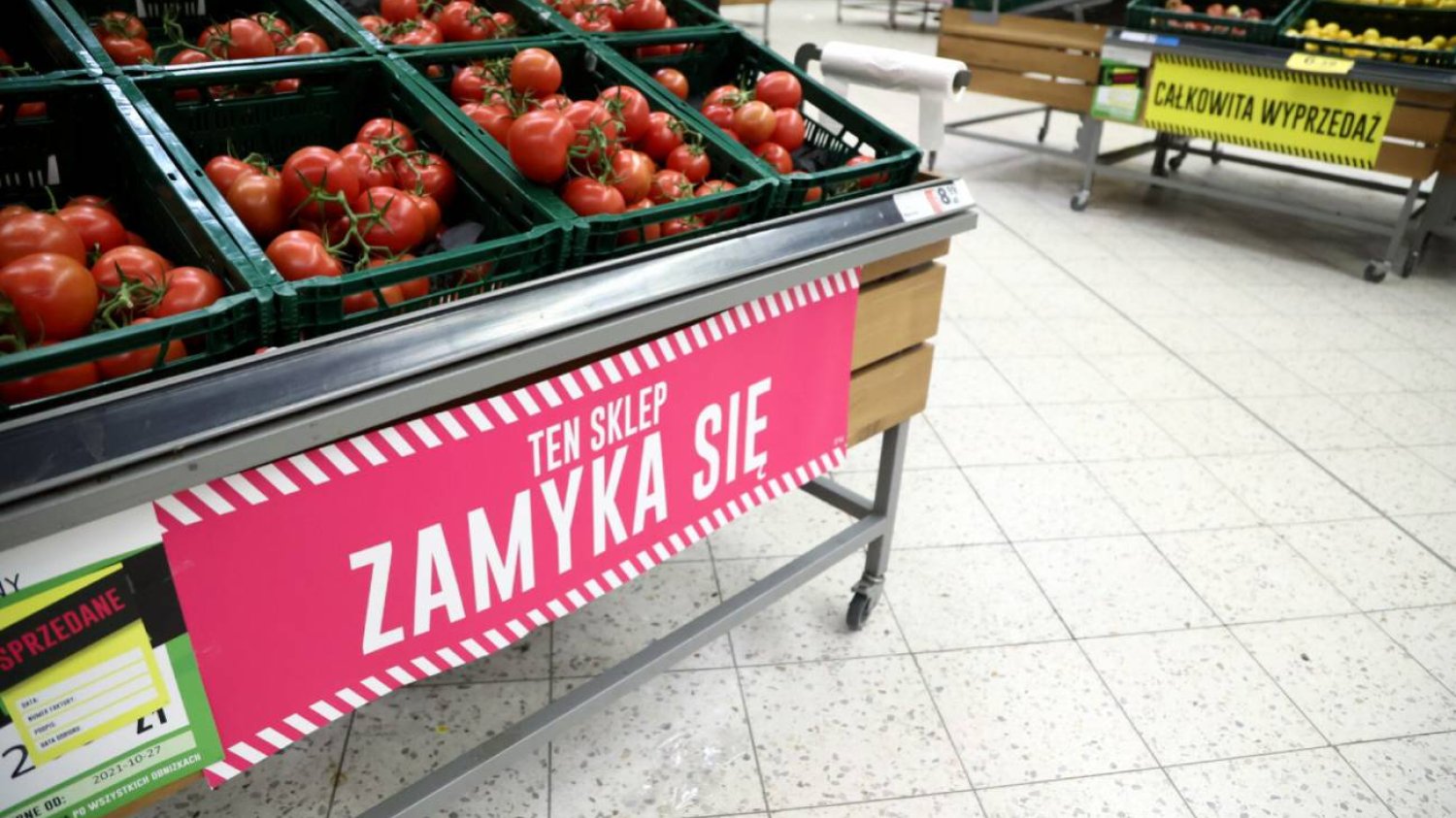 Zamknięcie sklepu Tesco - wyprzedaż likwidacyjna