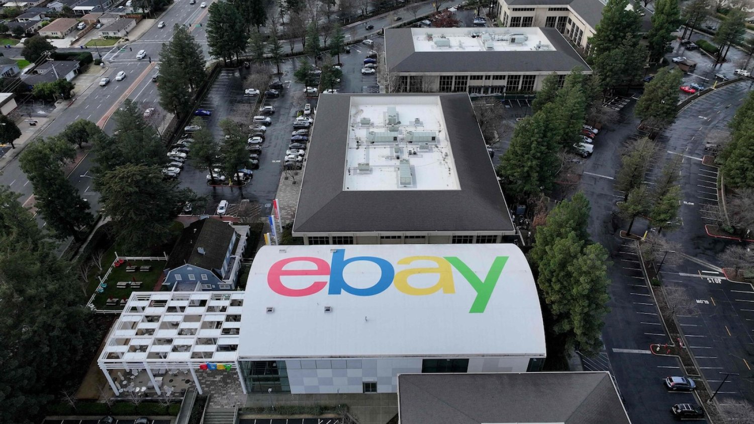 Masowe zwolnienia pracowników z eBay