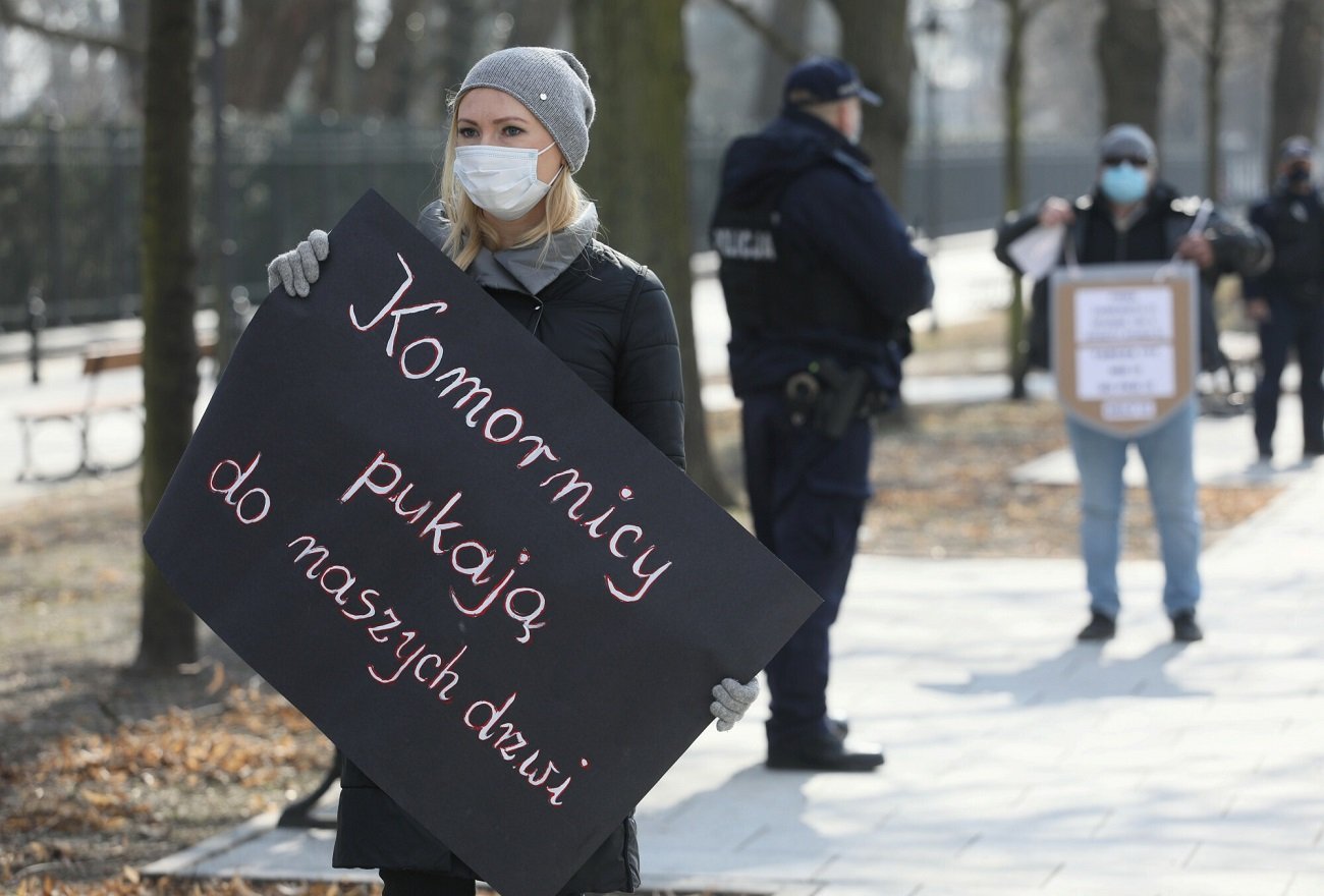Protestujący przedsiębiorca.