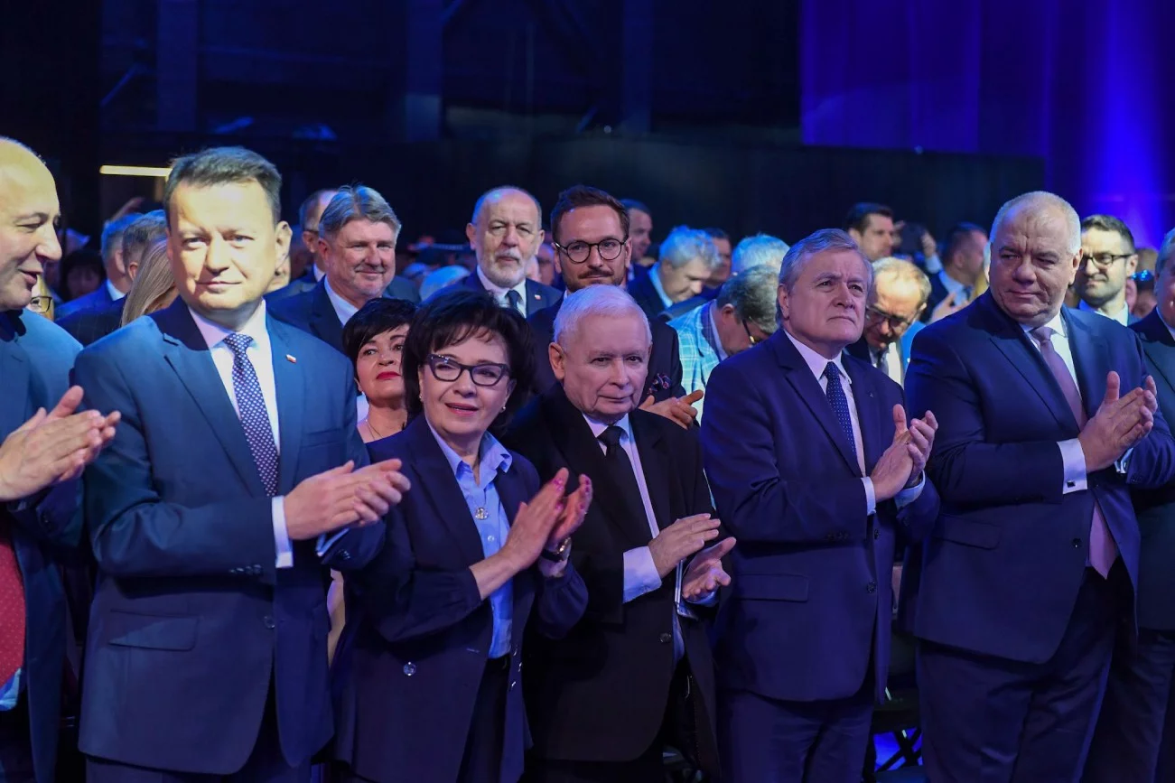 Programowy ul Prawa i Sprawiedliwości. Drugi dzień przedwyborczych obietnic.