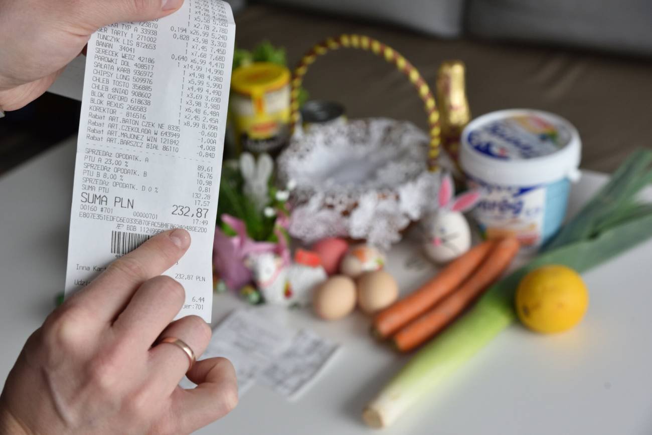 Raport o świątecznych zwyczajach Polaków.