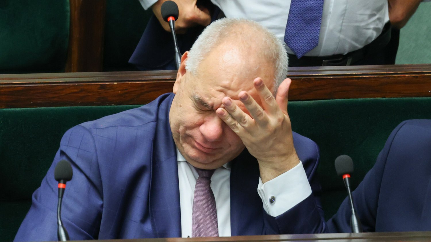 Jacek Sasin bierze się za prąd