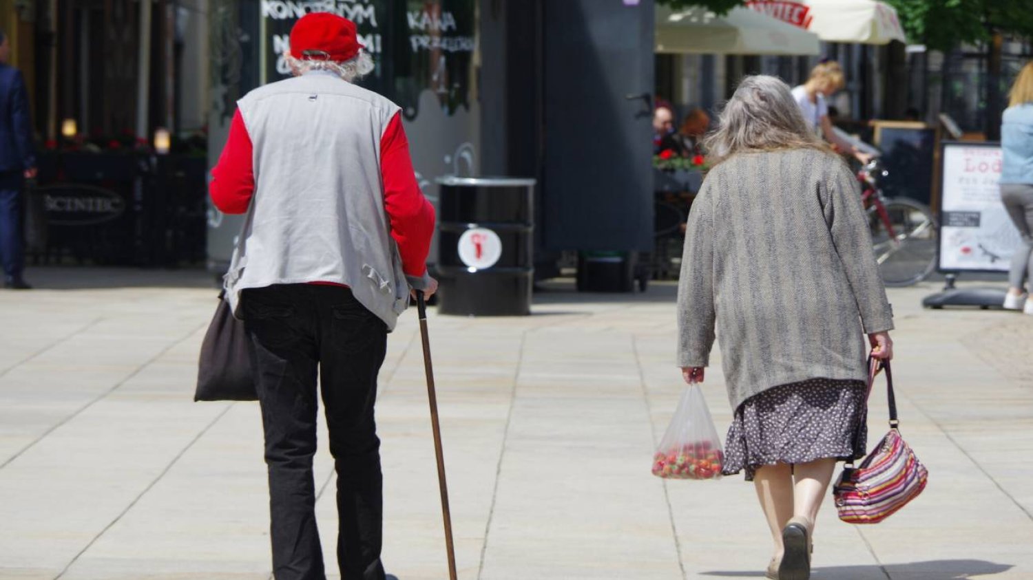 Seniorzy nie mogą liczyć na 15 emeryturę