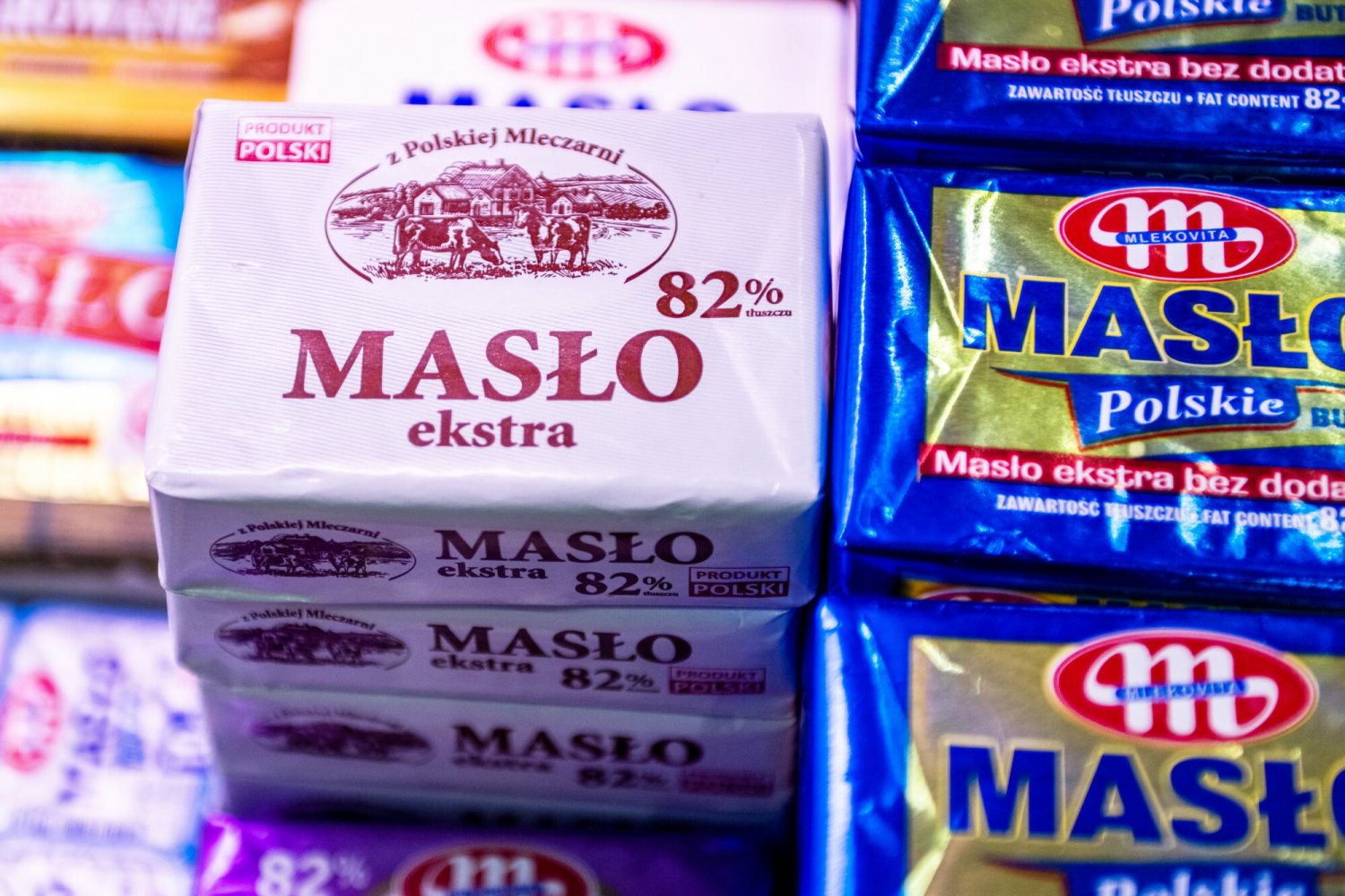 Dobrostan krów przekłada się na rosnące ceny masła. Ale czynników gigantycznych podwyżek jest więcej.