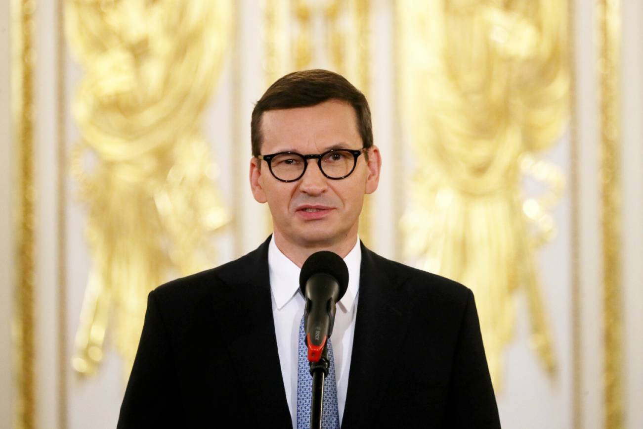 Premier Mateusz Morawiecki przemawia w Zamku Królewskim