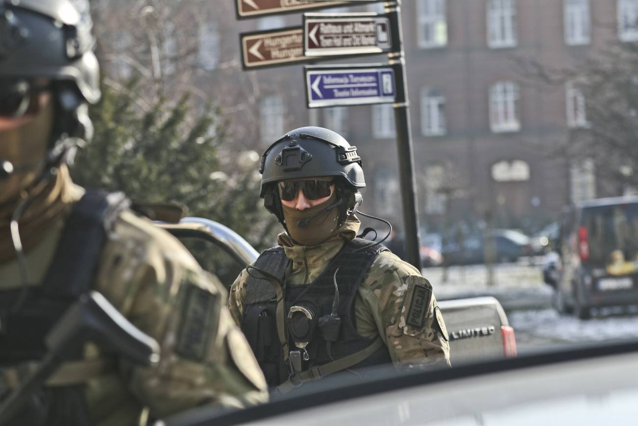 Funkcjonariusze CBŚP wkroczyli do siedziby firmy w Zielonej Górze.