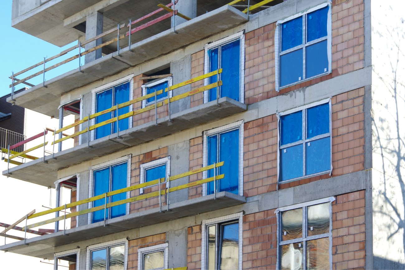 Budowa bloku mieszkalnego