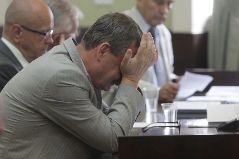 Zdjęcie poglądowe. Dawny prezydent Kielc podczas dyskusji ws. miejscowego planu zagospodarowania przestrzennego.