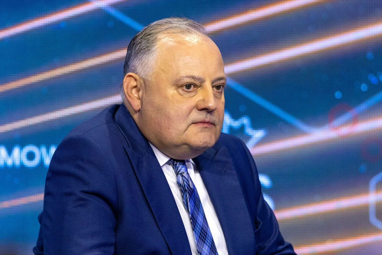 Prezes PGE Wojciech Dąbrowski niedawno brylował na konwencjach PiS, ale szybko popadł w niełaskę