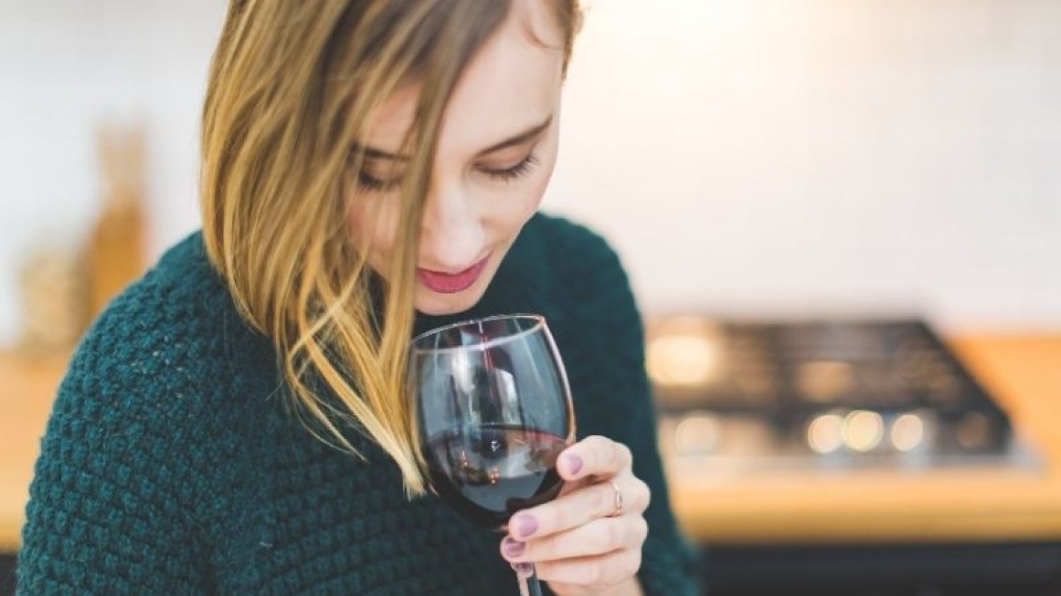 Niewielkie ilości alkoholu również szkodzą zdrowiu – sugerują najnowsze europejskie badania.