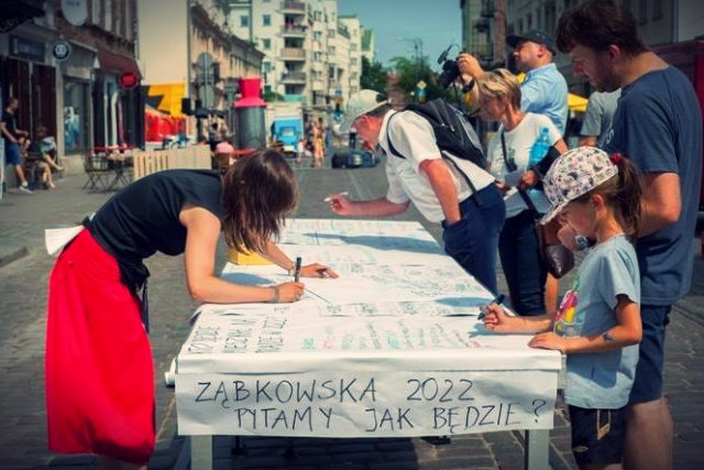 Festiwal Otwarta Ząbkowska na warszawskiej Pradze.